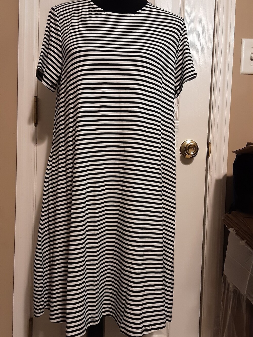 Old Navy Black & White Striped Short Sleeve Tee Dress - Picture 2 of 7